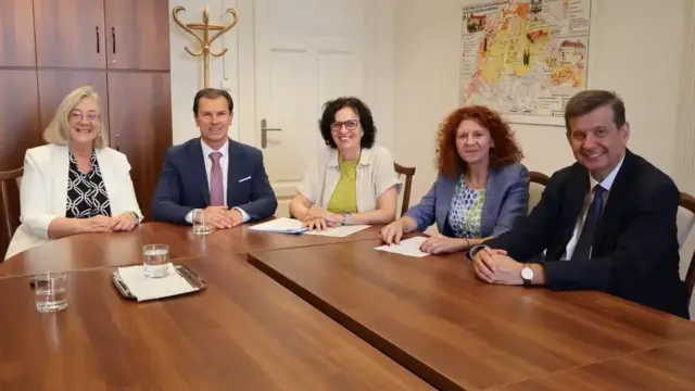 Visszakérné iskolái fenntartói jogát a 18. kerület