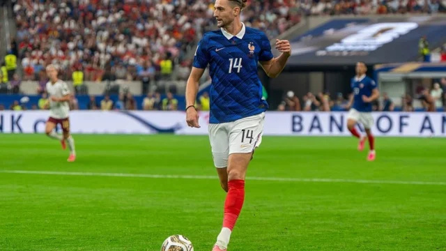 Ruben Amorim hosszabbítana Adrien Rabiot-val az AC Milannál
