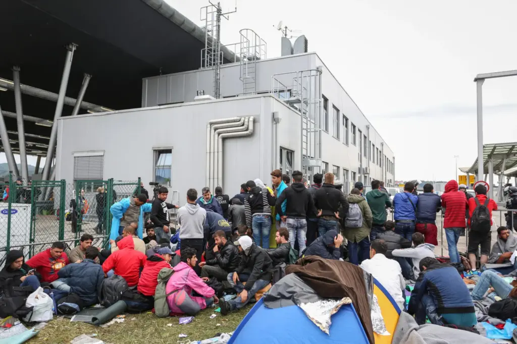 Montenegró elutasítja az uniós migránsközpontok létesítését