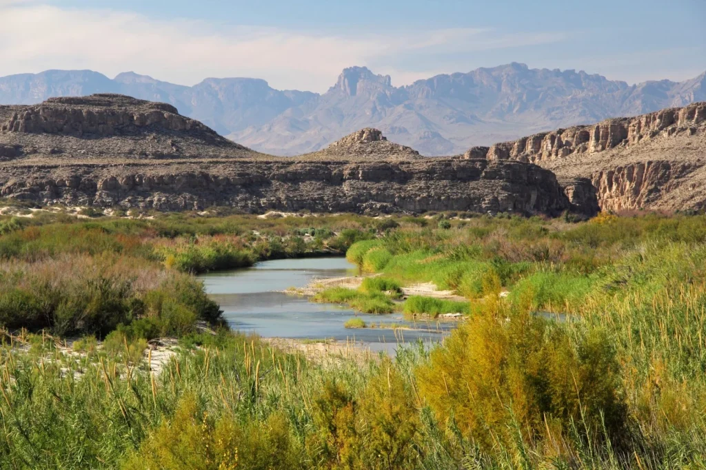 Felfüggesztették a vitatott határkerítés építését a Big Bend Nemzeti Parkban