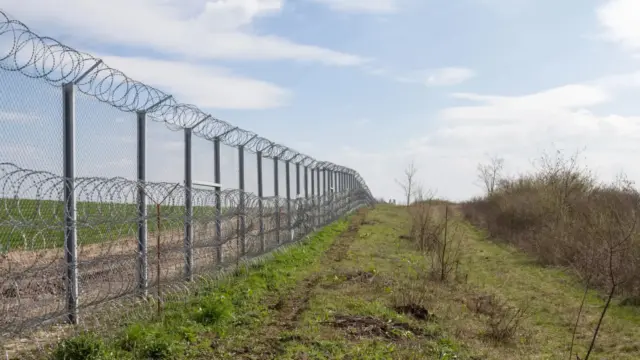 Jelentősen csökkent a Szerbiába érkező illegális bevándorlók száma