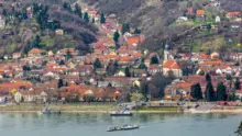 Újra jár a komp Nagymaros és Visegrád között