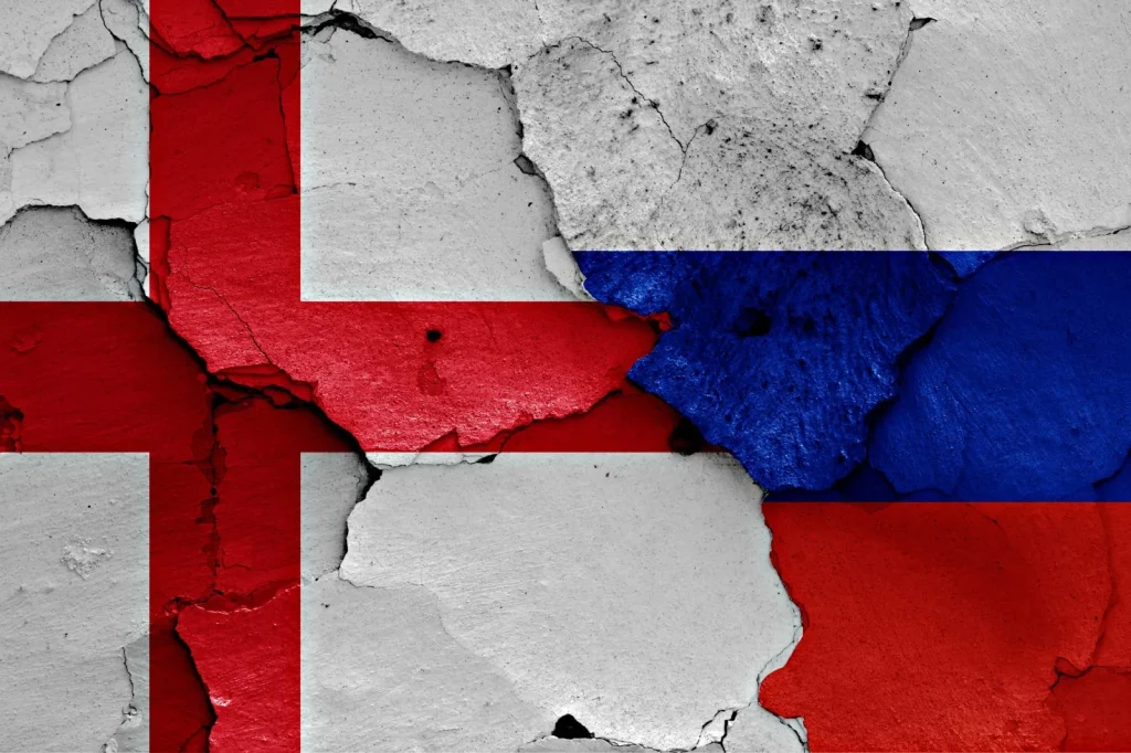 Az orosz külügyminisztérium szerint nem csökken a diplomáciai kapcsolatok szintje Londonnal
