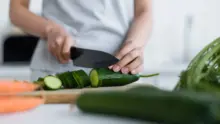 Miért érdemes héjastul fogyasztani a kígyóuborkát? Szakértői tanácsok