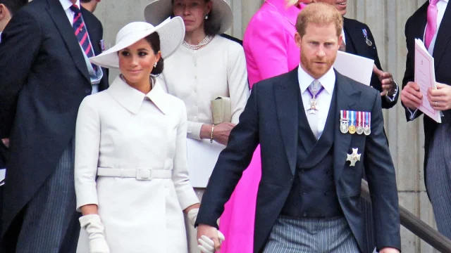 Új fejezet kezdődik: Harry herceg és Meghan Markle visszatér az Egyesült Királyságba