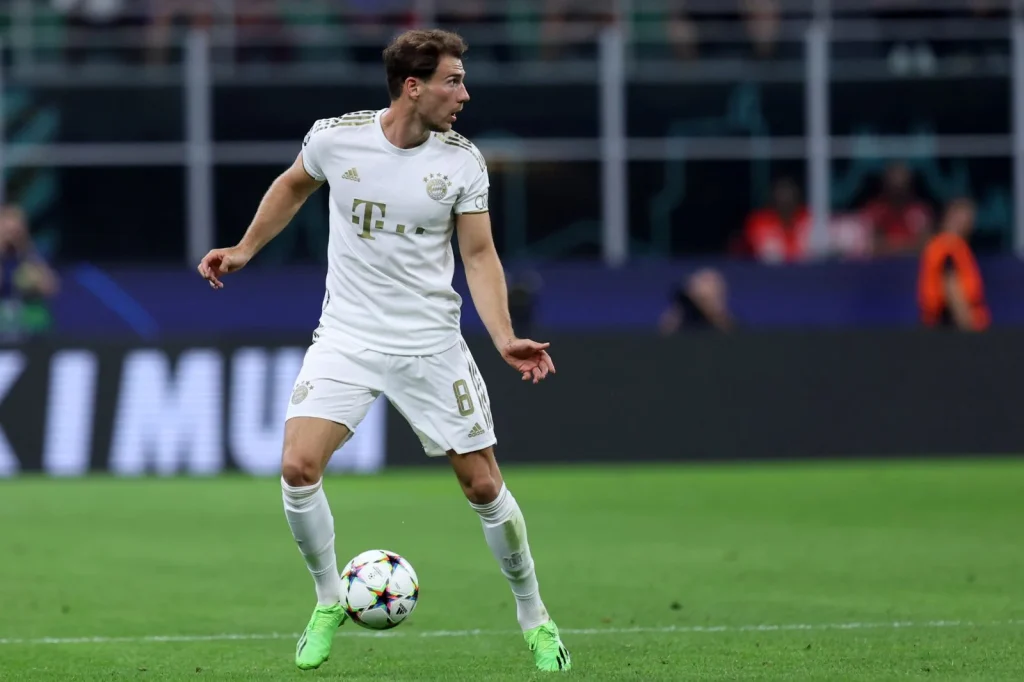 HIVATALOS: Leon Goretzka az Aston Villához igazolt