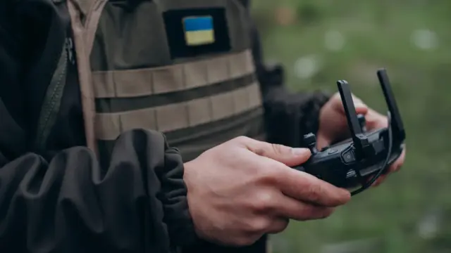 Véres rakétatámadás Kijevben és diplomáciai csatározások a Starlink körül