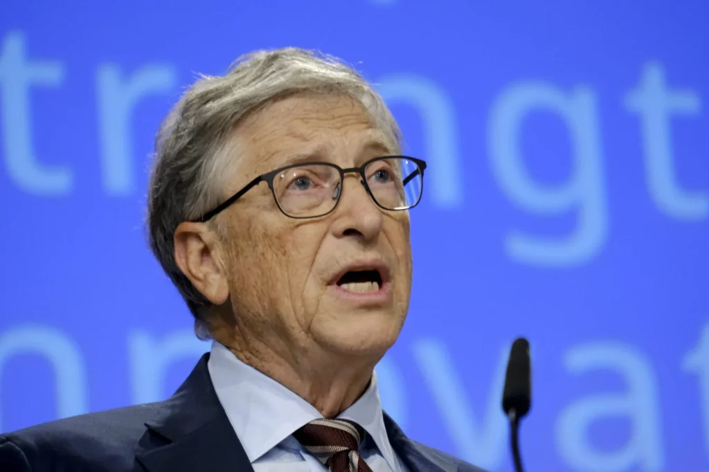 Bill Gates átfogó szabályozást követel a mesterséges intelligencia szabályozására