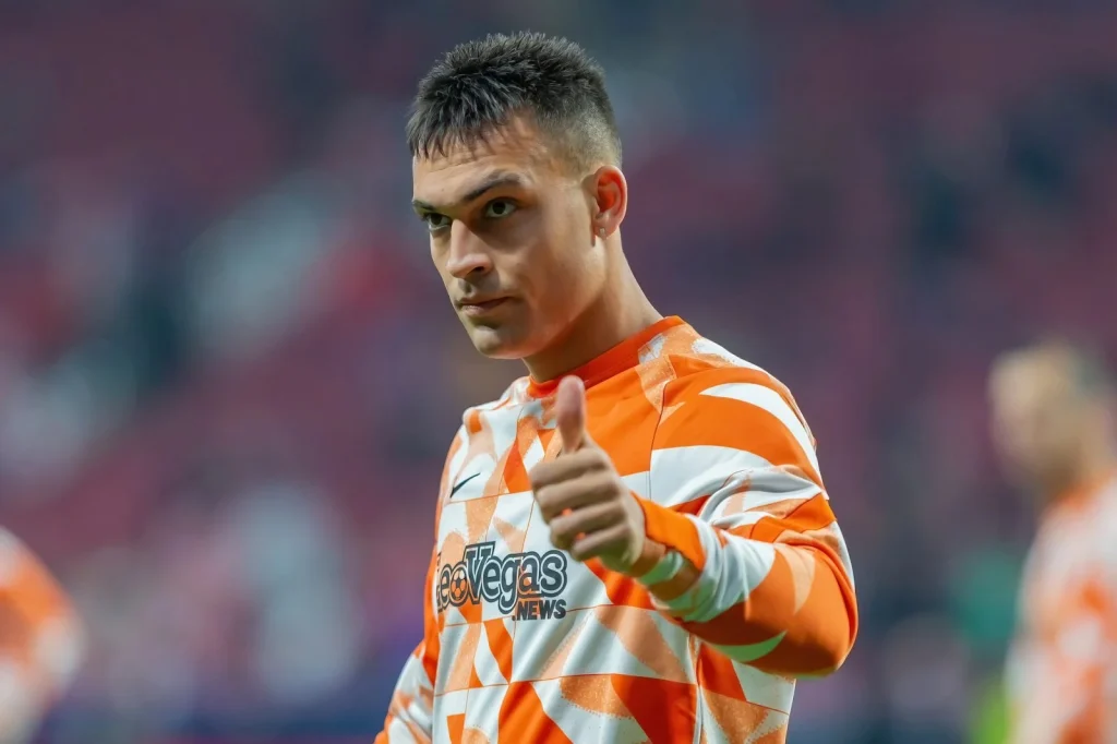 Az Inter Milan döntött: Lautaro Martinez marad a csapatnál