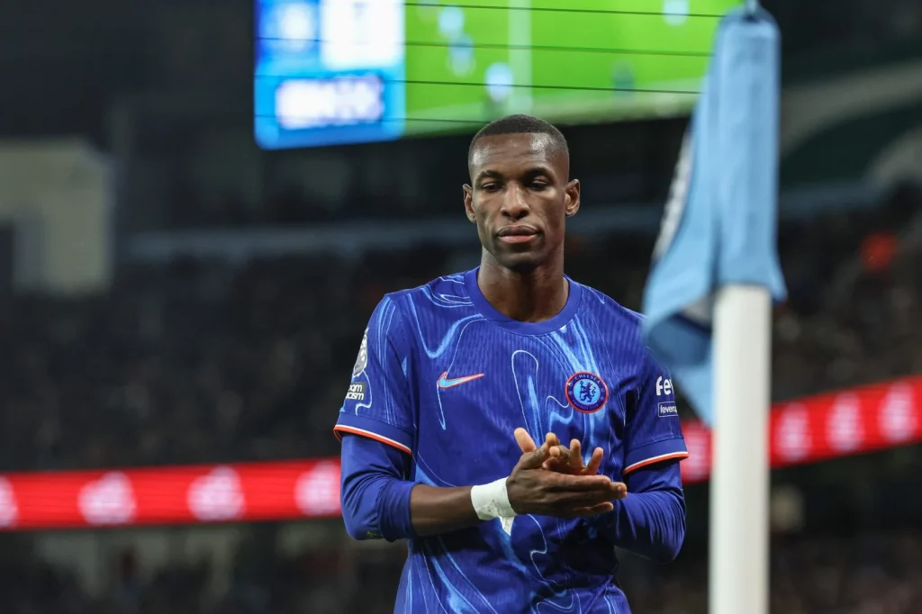 Fordulat a Chelsea-nél: 75 millió eurót kérnek Nicolas Jacksonért