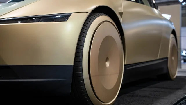 Hamarosan élesben is utasokat szállíthat a Tesla Cybercab Austinban