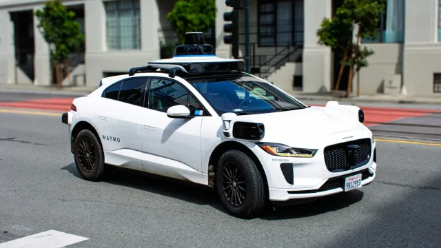 Münchenben indítja európai robotaxi-szolgáltatását a Waymo