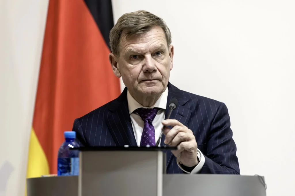 Kijevbe látogatott a német külügyminiszter az orosz támadások fokozódása közepette