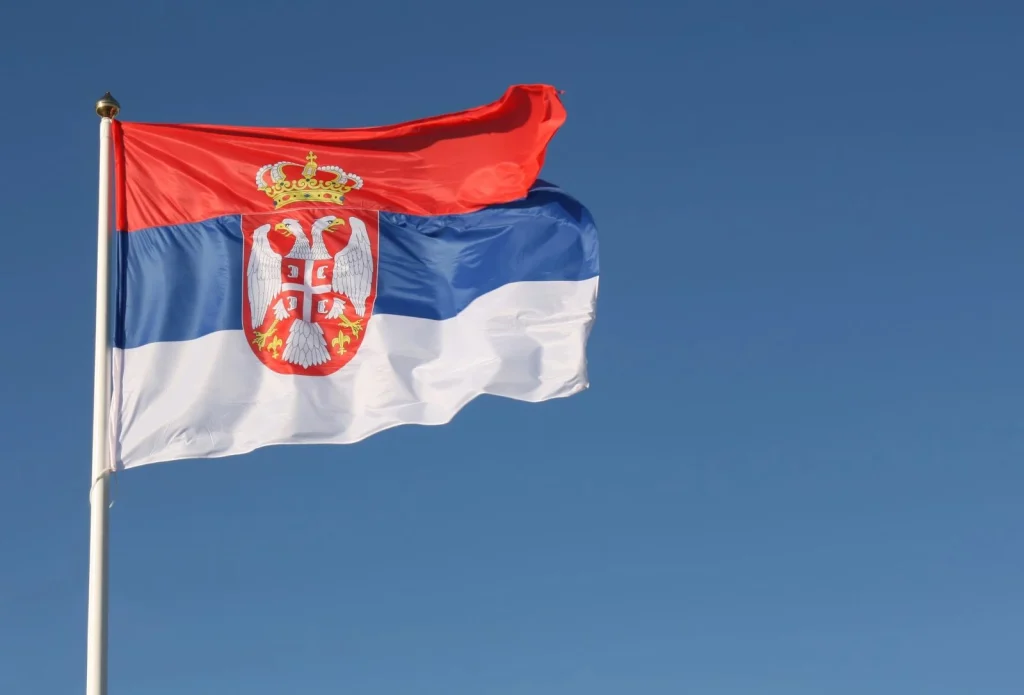 Szerbia egyelőre nem vezet be vízumkötelezettséget az orosz állampolgároknak