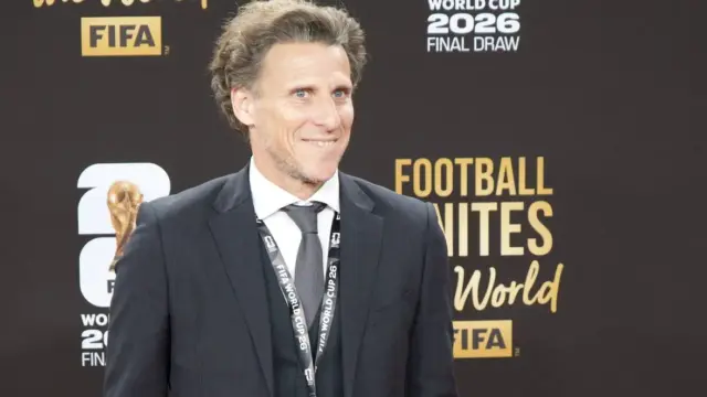 Diego Forlán lett az uruguayi labdarúgó-válogatott új szövetségi kapitánya