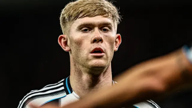 Négy balhátvéd, akit a Manchester United leigazolhat Lewis Hall helyett