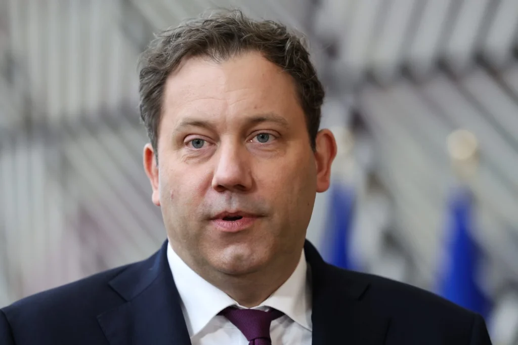 Lars Klingbeil az iráni háború befejezését sürgeti a G20-csúcstalálkozó előtt