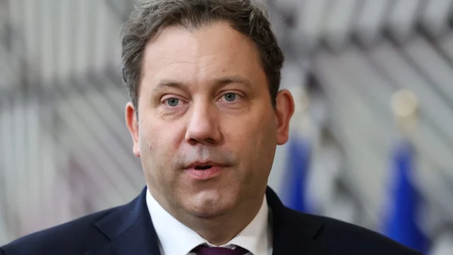 Lars Klingbeil az iráni háború befejezését sürgeti a G20-csúcstalálkozó előtt