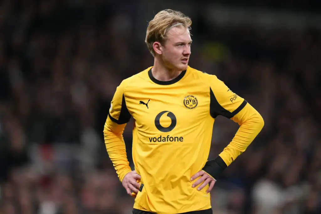 Julian Brandt az Ajaxhoz igazolt: hároméves szerződést írt alá