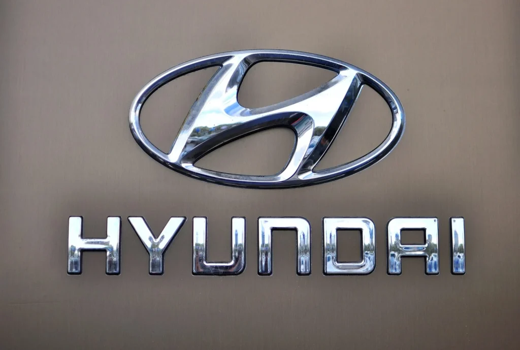 Tíz éve nem látott méretű sztrájk bénította meg a Hyundai gyárait