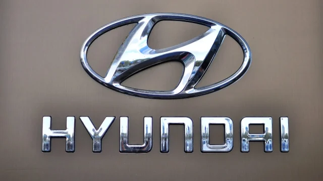 Tíz éve nem látott méretű sztrájk bénította meg a Hyundai gyárait