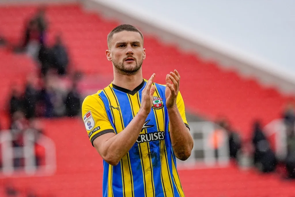Elutasította a Southampton az Aston Villa ajánlatát Taylor Harwood-Bellisért