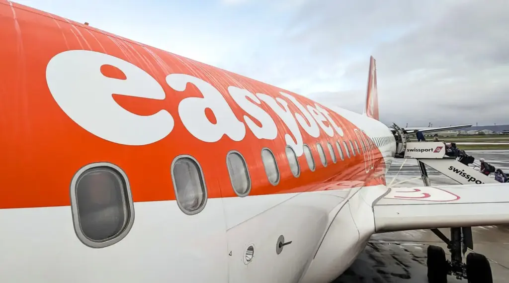 Munkabeszüntetés miatt törölte járatai jelentős részét az Easyjet Franciaországban
