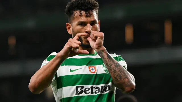 Nem igazolja le a Sporting csatárát az FC Barcelona