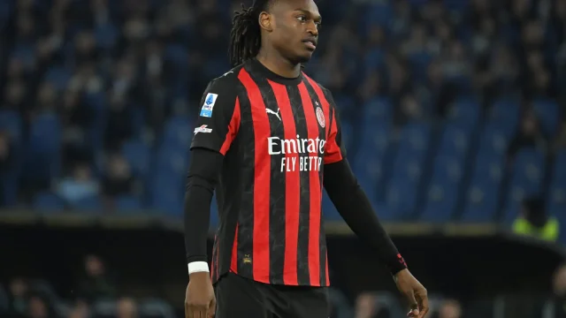 Az Aston Villa érdeklődik Rafael Leao iránt, a Milan várja az ajánlatot