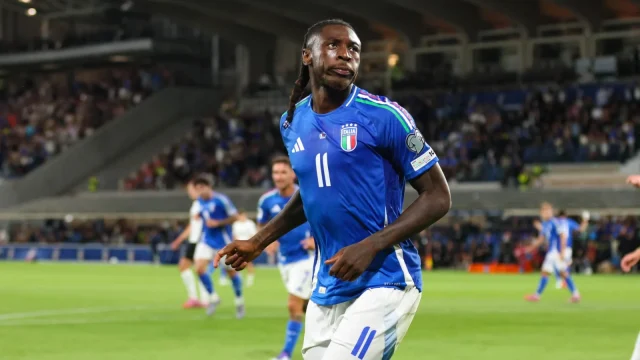 Moise Kean átigazolása: még mindig távol az egyezség a Como és a Fiorentina között