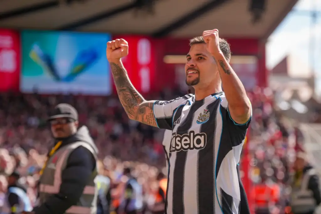 Bruno Guimarães az Arsenalhoz igazol: 87 millió eurós rekordüzlet