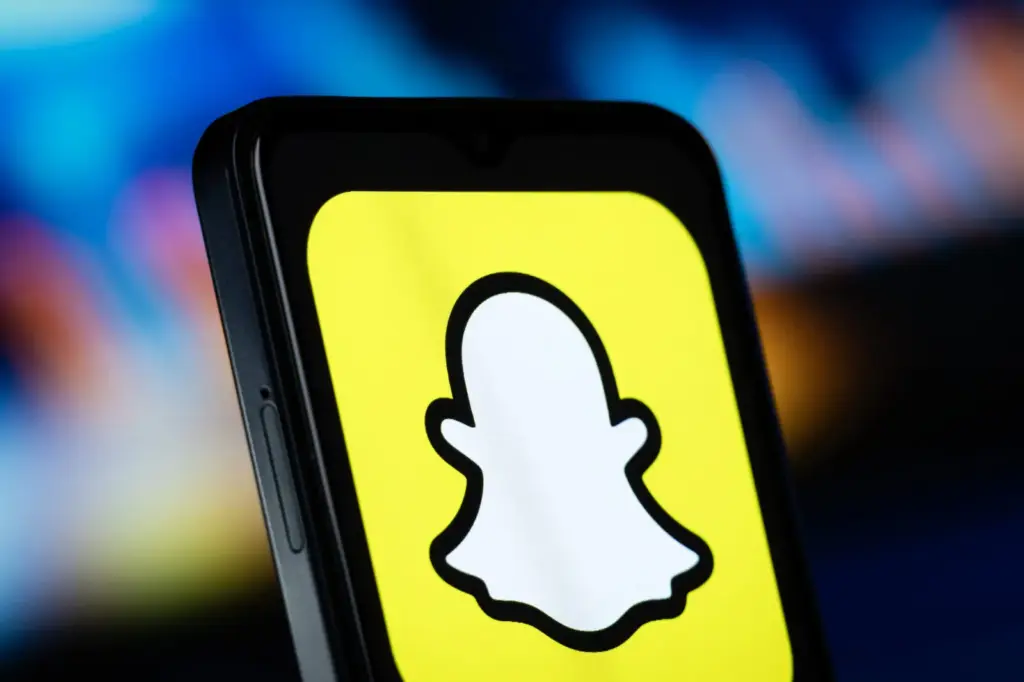 A Snapchat is hadat üzent a mesterséges intelligencia által generált tartalomnak