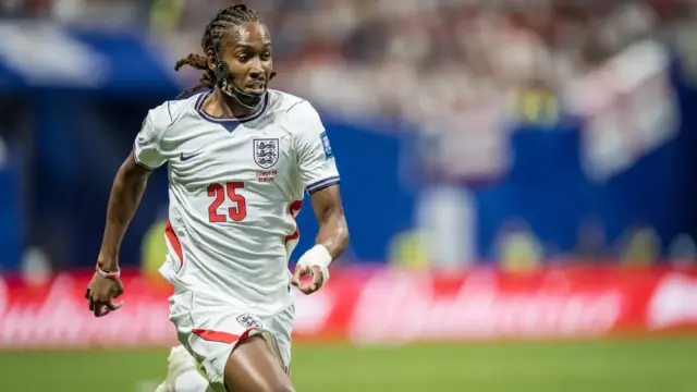 Nem igazolja le Djed Spence-t a Liverpool, hiába a védelmi gondok