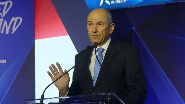 Janez Jansa: Közép-Európa korábban ismerte fel a biztonsági veszélyeket