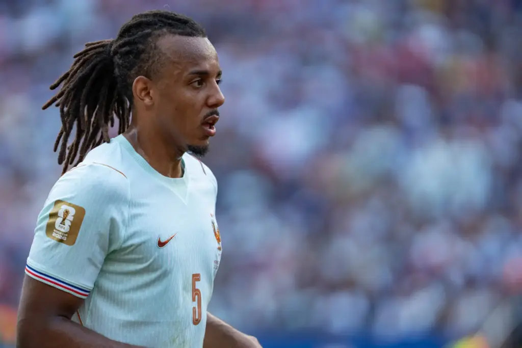 Meglepő fordulat: Jules Koundé távozhat az FC Barcelonától