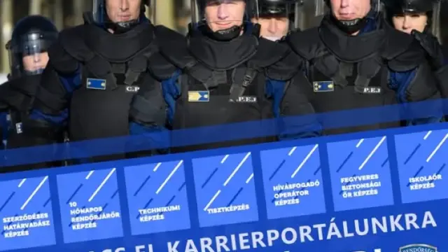 Augusztusban is folytatódik a rendőri és határvadász toborzás Tolna vármegyében