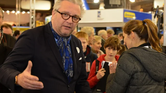 Hivatalosan is elismerte törvénytelen fiát Laurent belga herceg