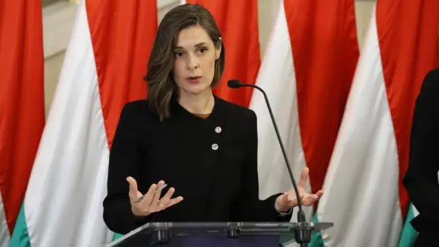 Automatikus iskolakezdési támogatást folyósít a kormány két részletben