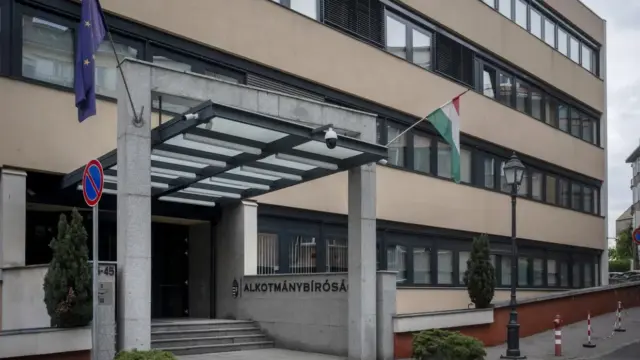 Az alaptörvény-módosítások elleni beadványokat tárgyalja az Alkotmánybíróság