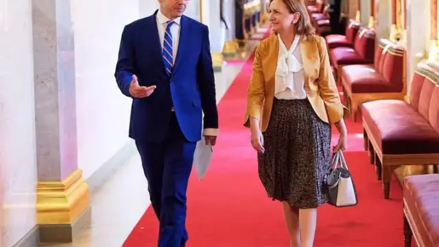 Az amerikai nagykövetség képviselőivel egyeztetett a TISZA-frakció