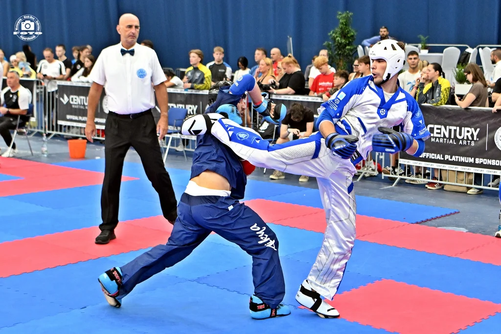 Hét magyar arany a budapesti kick-box világkupán