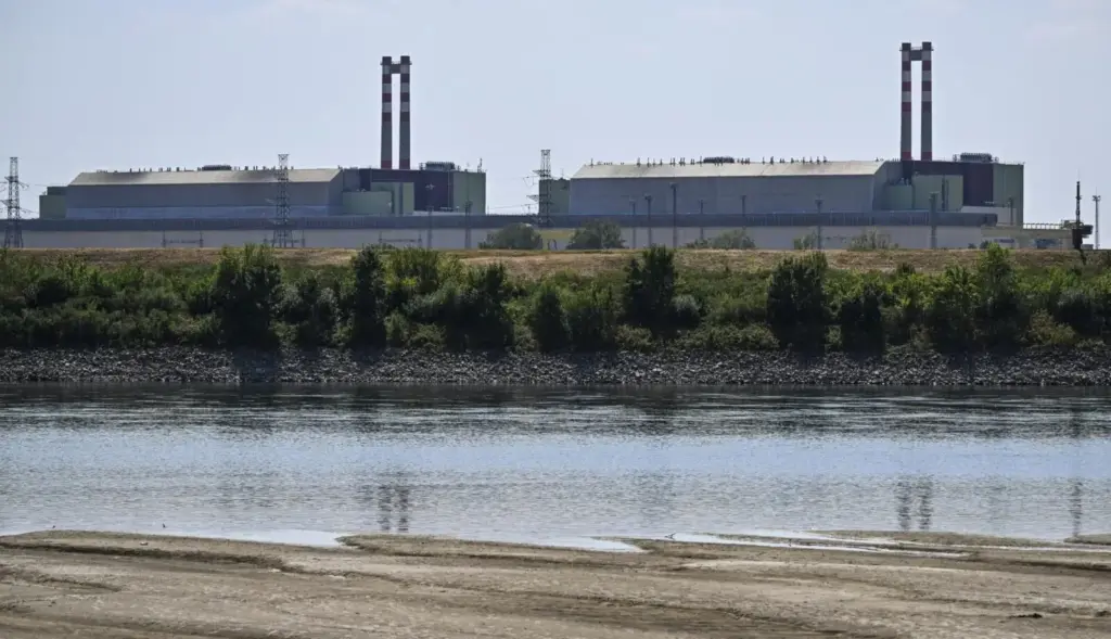 Védelmi Munkacsoport: hosszabb hőségriasztás, stabil energiaellátás