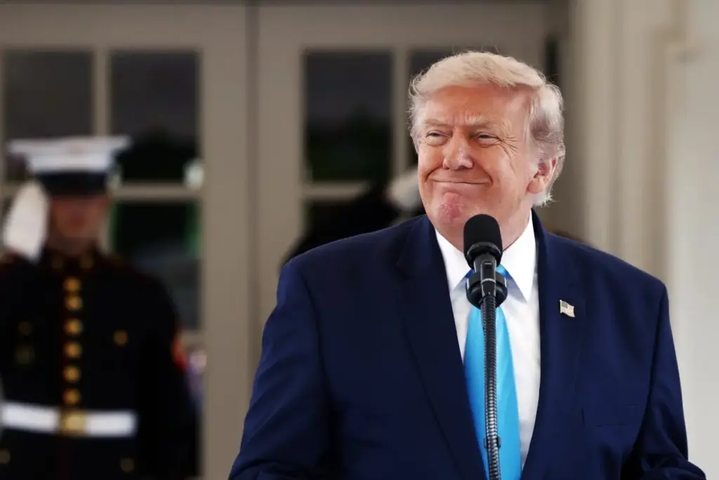 Donald Trump szerint az Egyesült Államok ellenőrzi a Hormuzi-szorost