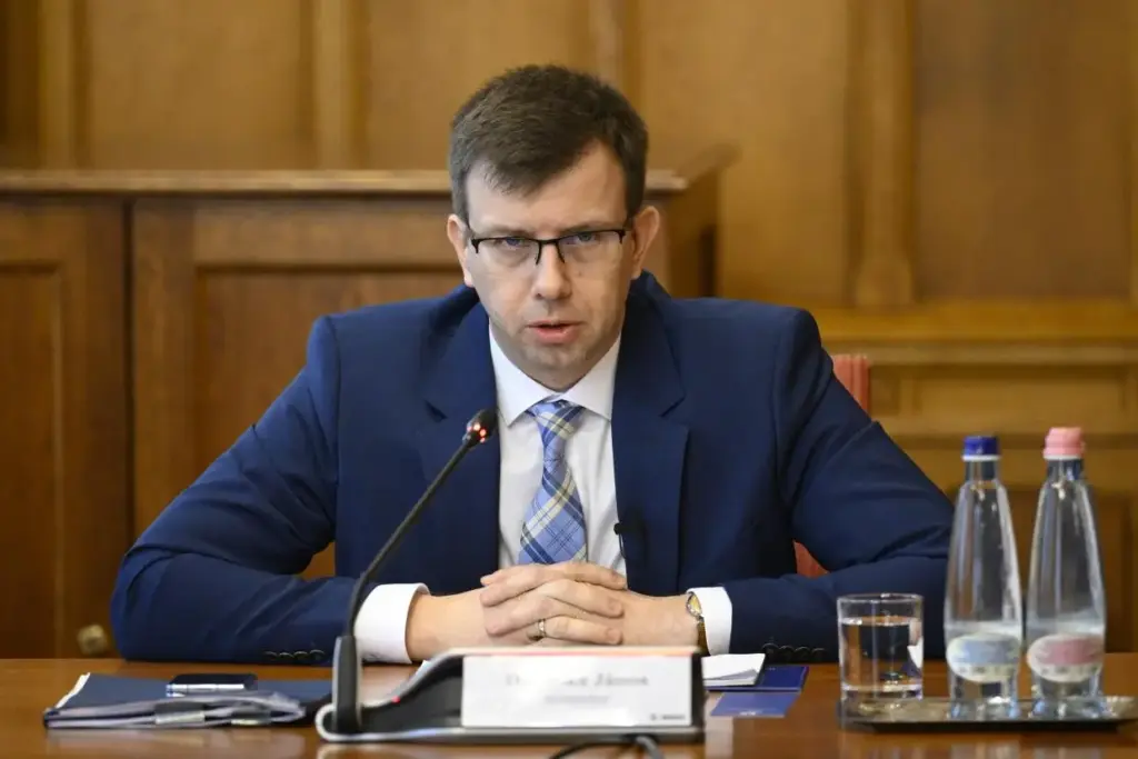 Hortay Olivér és Palóc André csatlakozik a Fidesz parlamenti frakciójához