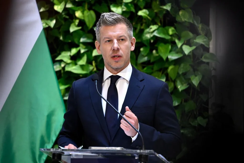 Januártól 120 ezer forintra emelkedik a nyugdíjminimum