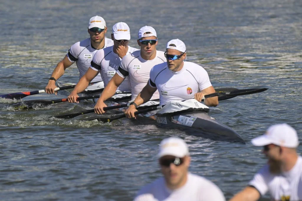 Kajak-kenu vb: Fejes Dániel és a férfi kajak négyes is döntőbe jutott Poznanban