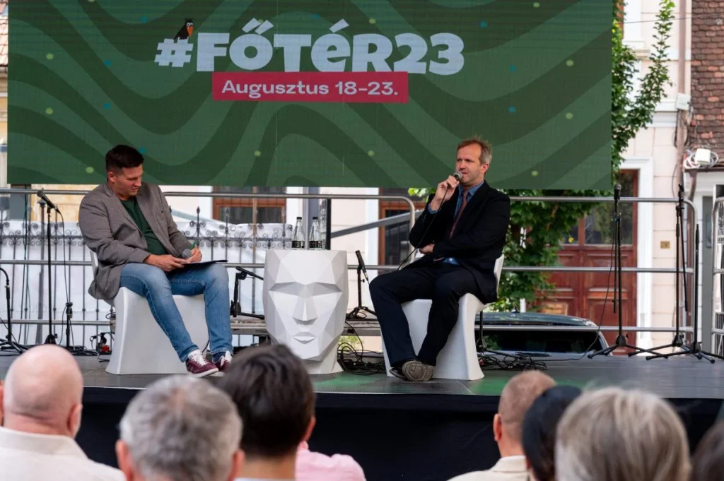 Kollai István: a helyi magyar közösségekkel partnerségben szeretnék finomítani a magyarságpolitikát