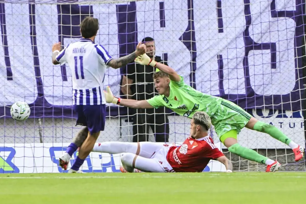 Labdarúgó NB I - A kapushibák ellenére az Újpest legyőzte a Debrecent
