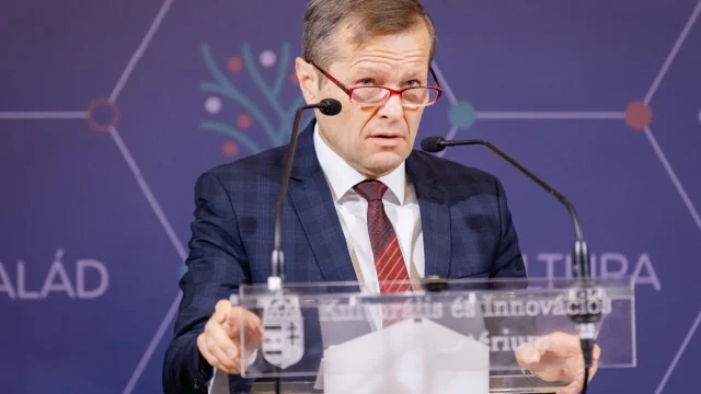 Lemondott a Magyar Corvin-lánc Testületben betöltött tagságáról Krausz Ferenc