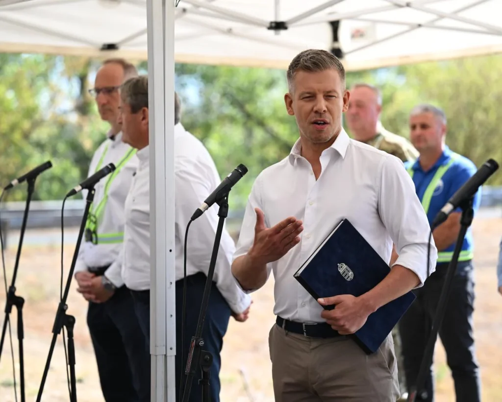 Magyar Péter: az atomenergia elengedhetetlen a klímavédelemhez